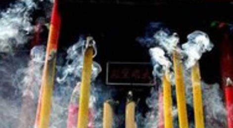 烧香为什么要烧三根呢？