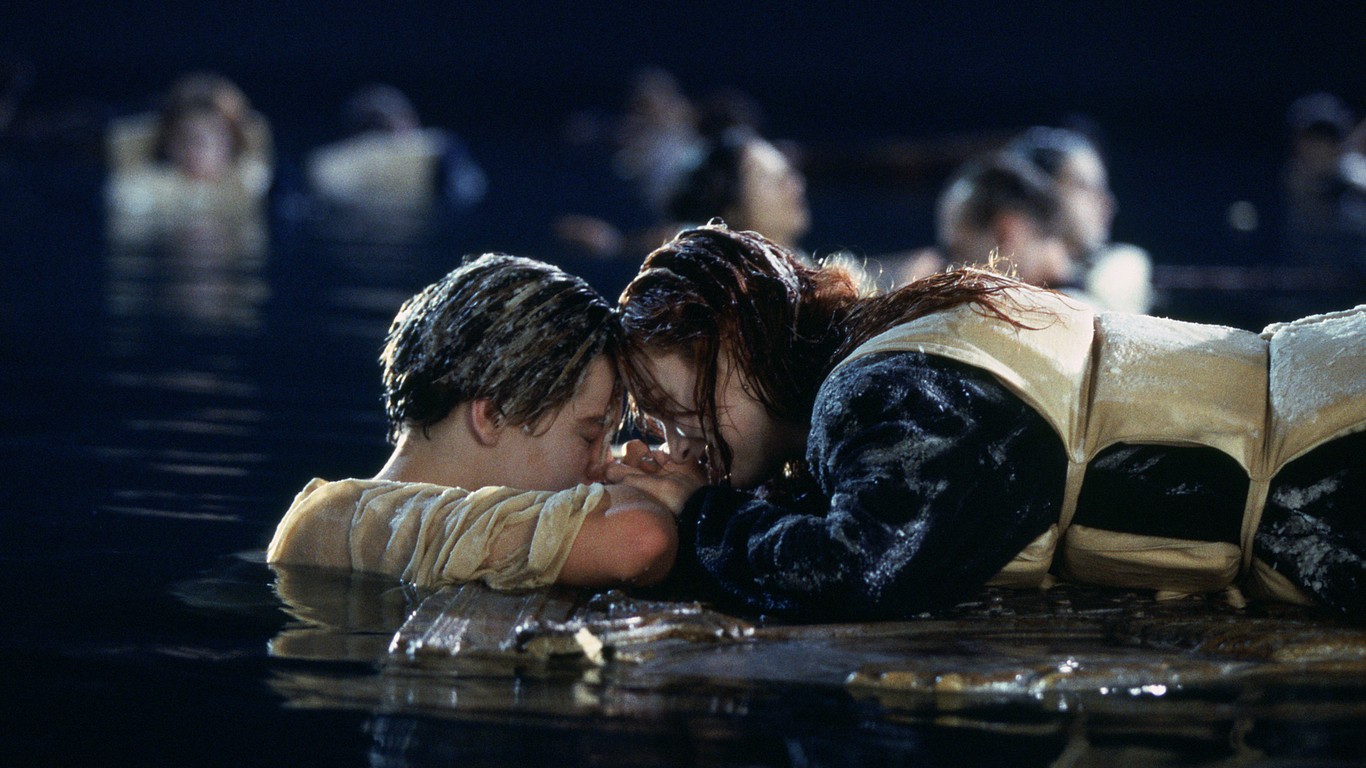 《泰坦尼克号》：为什么rose能眼睁睁看着杰克去死？