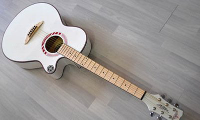 吉他多少钱一把？