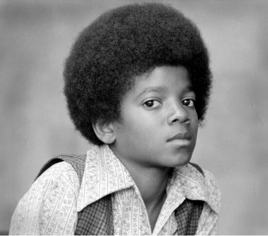 为什么迈克尔杰克逊死后出现了那么多粉丝？