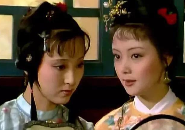 来聊聊你们觉得李沁和张莉，谁演薛宝钗更好看？为什么？