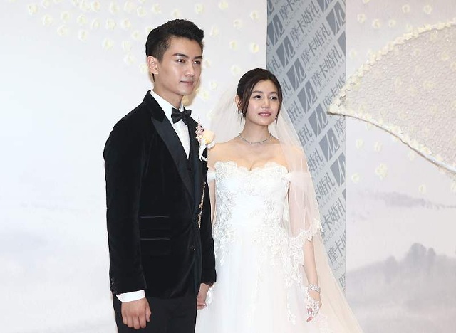 为何陈晓陈妍希夫妇的婚纱照被评为最丑及最美婚照？