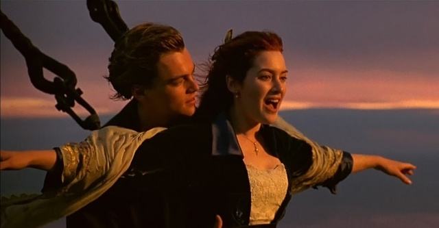 《泰坦尼克号》永恒的不是爱情还能是什么呢？