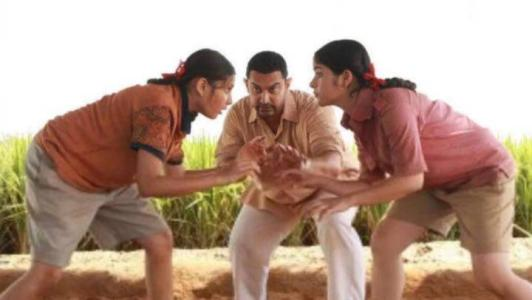 《摔跤吧！爸爸》为什么称得上印度史诗级电影？