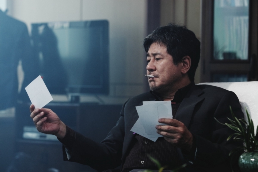 韩国电影《新世界》真的比《无间道》还要好看吗？