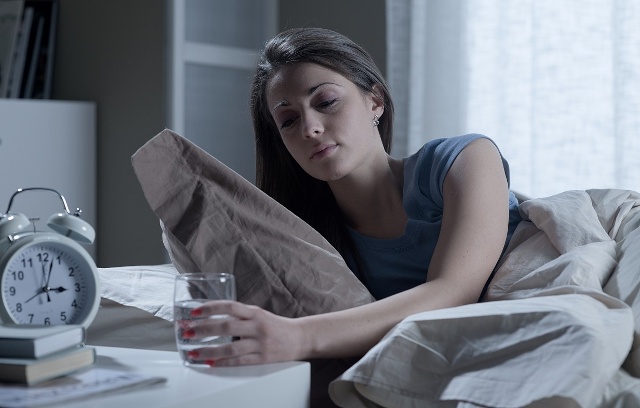 90后睡眠报告：普遍睡眠不佳。是什么拖累了你的睡眠？