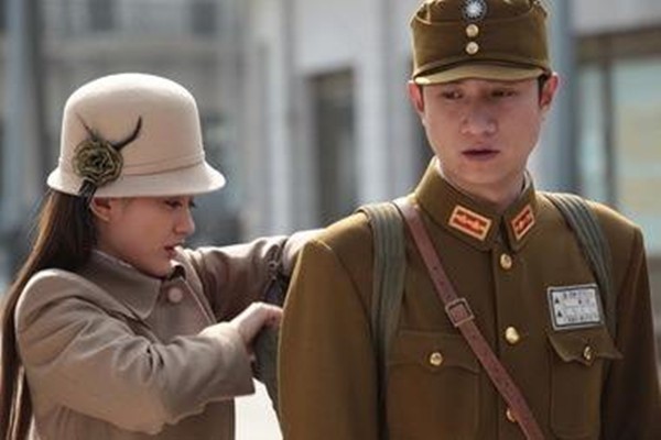 中国抗战电影除了《亮剑》外，还有哪些你喜欢的？