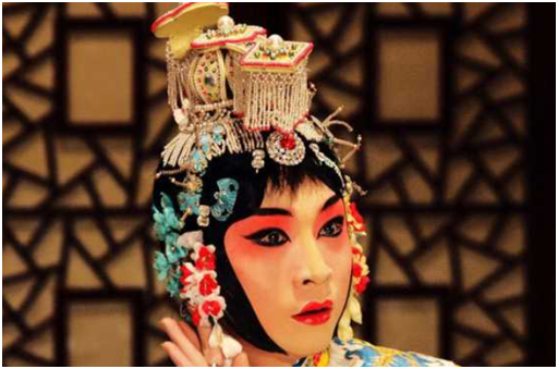 现在中国京剧的乾旦扮相比较好看的有哪些？