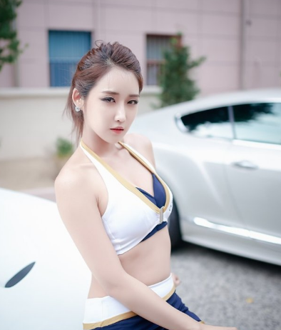 韩国车模柳多妍在粉丝镜头里有多好看？
