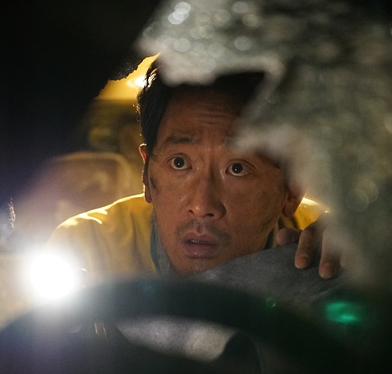 你怎么看待韩国《隧道》这个电影？