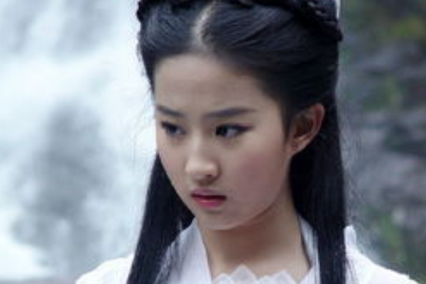 刘亦菲出道这么多年为何至今未婚？
