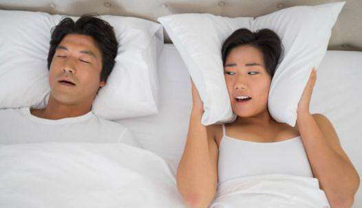 室友睡觉喜欢打呼噜怎么办？