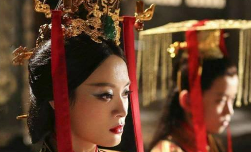 你觉得中国台词功力最强的女演员有哪些？