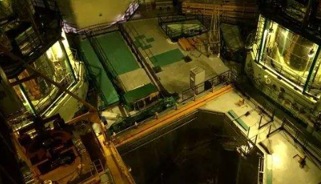 进入满功率运行的核电反应堆厂房是怎样一种感受？