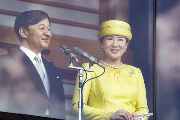 小和田雅子是拒绝嫁入日本皇室的平民，日本天皇却非她不娶，如今怎样了?