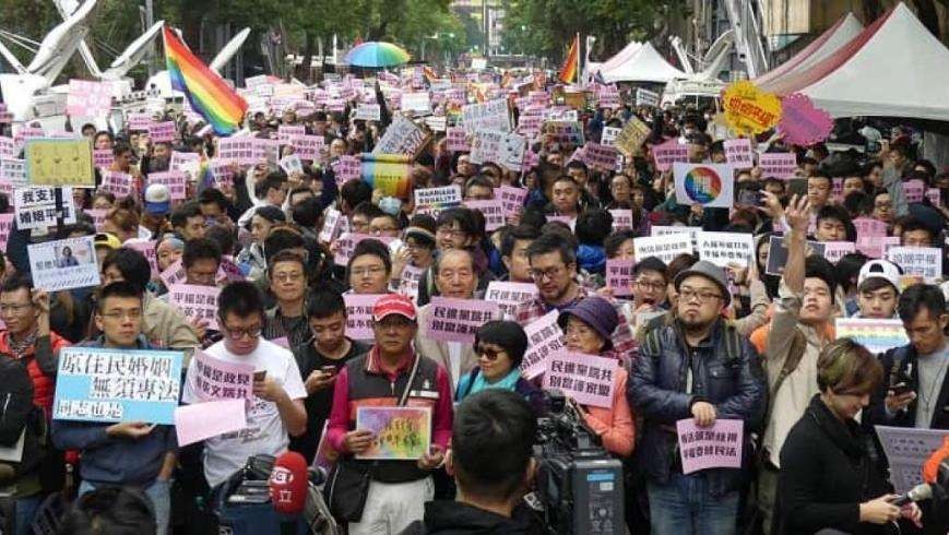 台湾同性婚姻合法化，你看过哪些特别感人的同性影片？