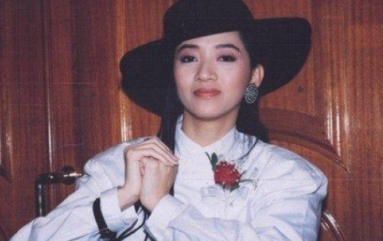 张国荣最喜欢的女明星为什么是梅艳芳，而不是毛舜筠？