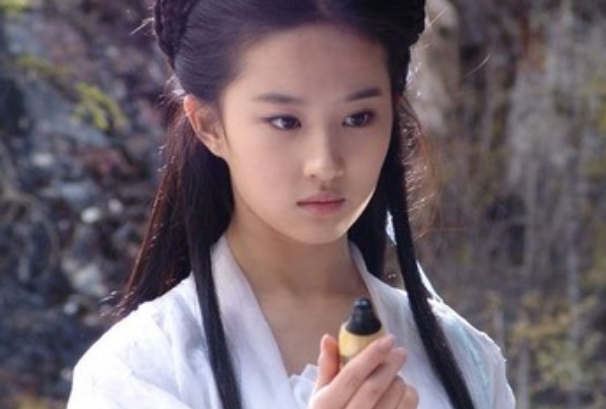 刘亦菲和刘诗诗都出演过《仙剑》，你更喜欢谁？