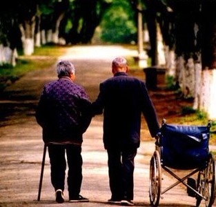 为什么现在很多老人不想住养老院呢？